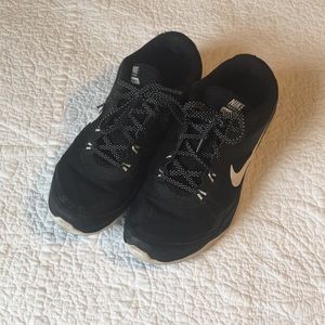 Women’s Nike Training Flex TR5 tennis shoes
